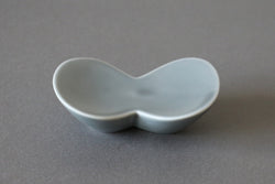 yumiko iihoshi porcelain soap dish