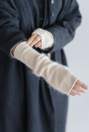くらすこと アンゴラウールのアームウォーマー ｜くらすこと公式